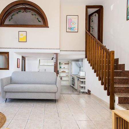 Oliviers -Agreable 2 Pieces Dans Maison Bourgeoise Menton Exterior foto